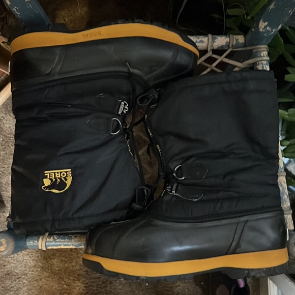 Sorel Boots - Picture 8 of 13